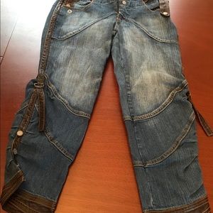 RocaWear Capri jeans